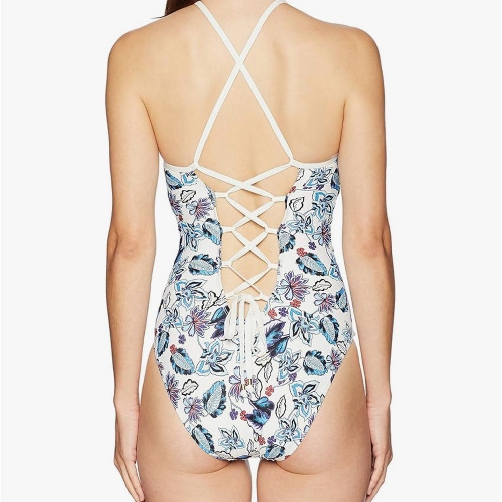 Ella Moss Cutout 1 piece bathing suit size M - Picture 2 of 11
